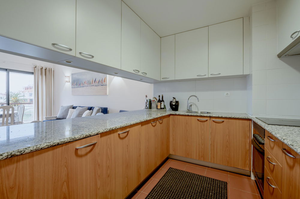 1-bedroom apartment with balcony, in Oura, Albufeira, Algarve 2702201001