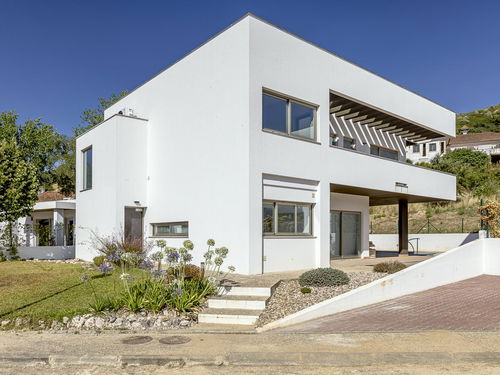 4-bedroom villa in Wyndham Residences, Bucelas, Lisbon 814684397