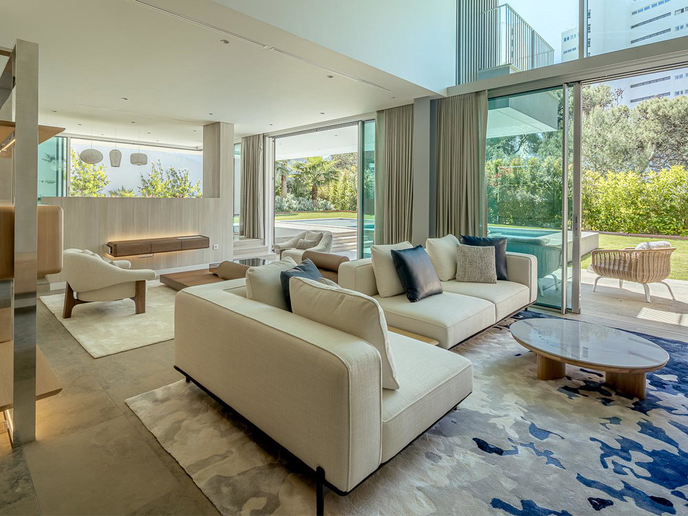 T4 villa with swimming pool and parking in Cascais 429959043