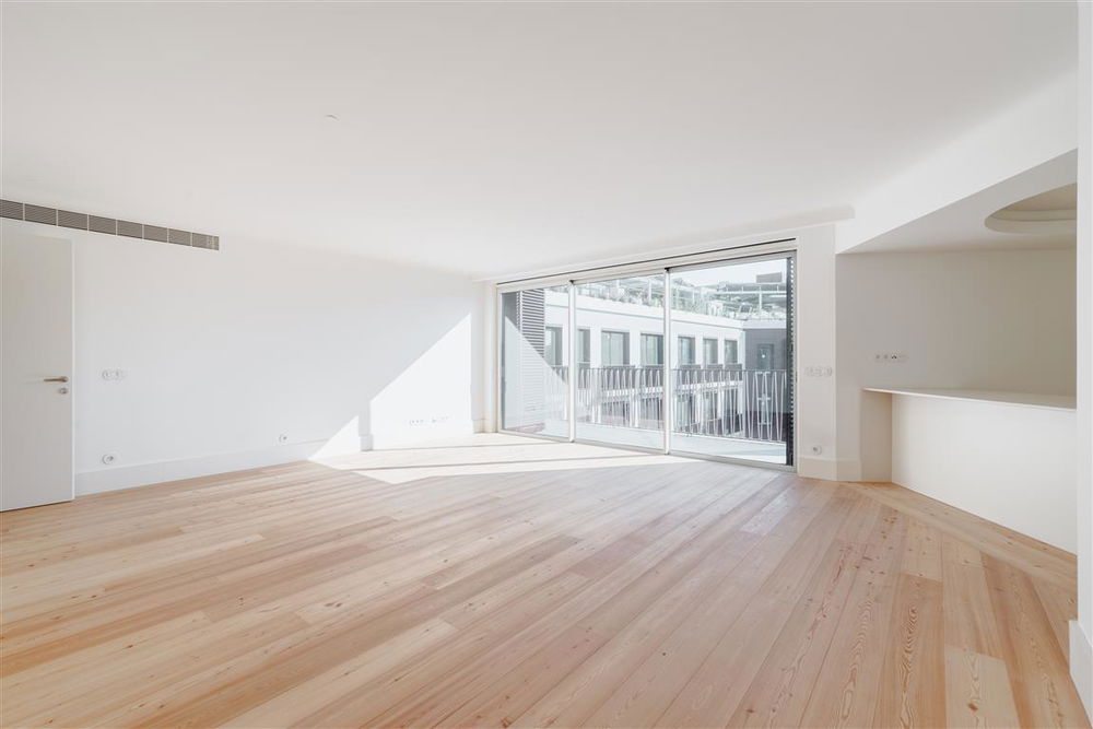 3 bedroom apartment with terrace, Bonjardim, in the center of Porto 3915088895