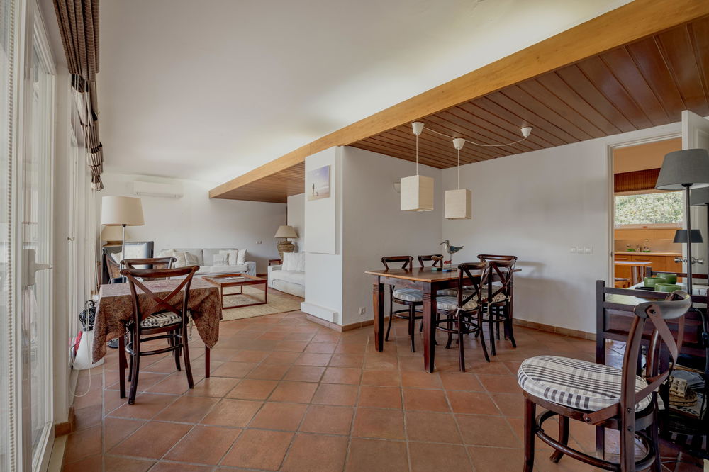 4+1-bedroom villa with swimming pool, in Vilamoura, Algarve 1591008100