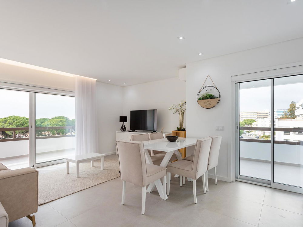 2-bedroom apartment with balconies and parking, in Vilamoura 286133589