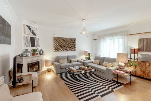 4-bedroom villa with garage, in a gated condominium, Manique, Cascais. 218842233