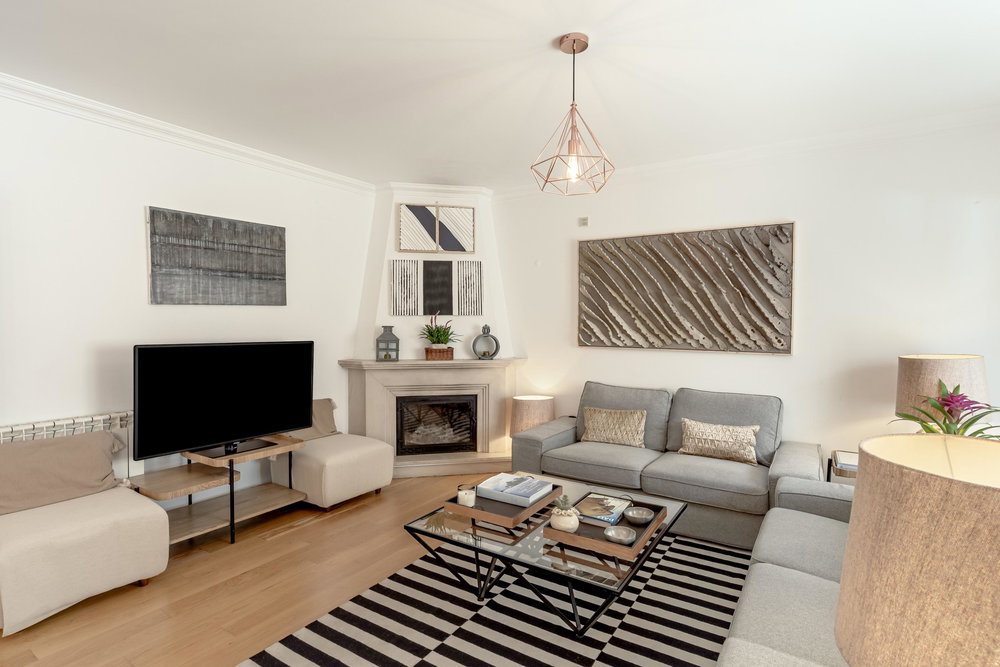 4-bedroom villa with garage, in a gated condominium, Manique, Cascais. 218842233