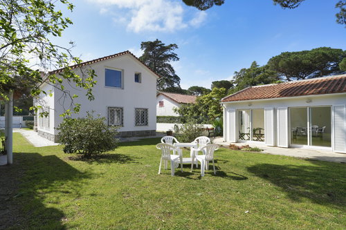 4-bedroom villa with garden in Banzão, Colares 1186995529