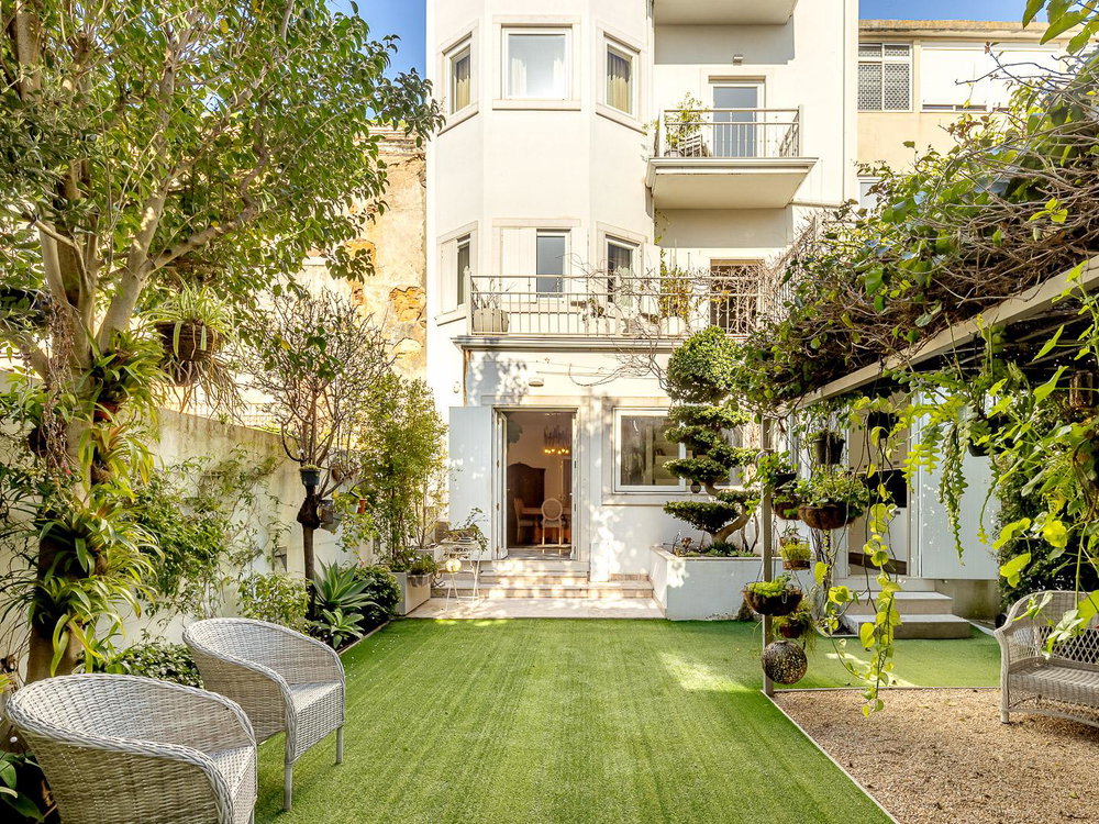 4-bedroom house with garden and river view, in Lapa, Lisbon 905783551