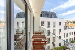 2-bedroom apartment with balcony and parking, in Lisbon 1440050770
