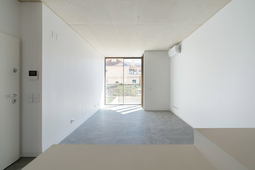 Two-bedroom apartment with parking space in Alcântara, Lisbon 3062386592