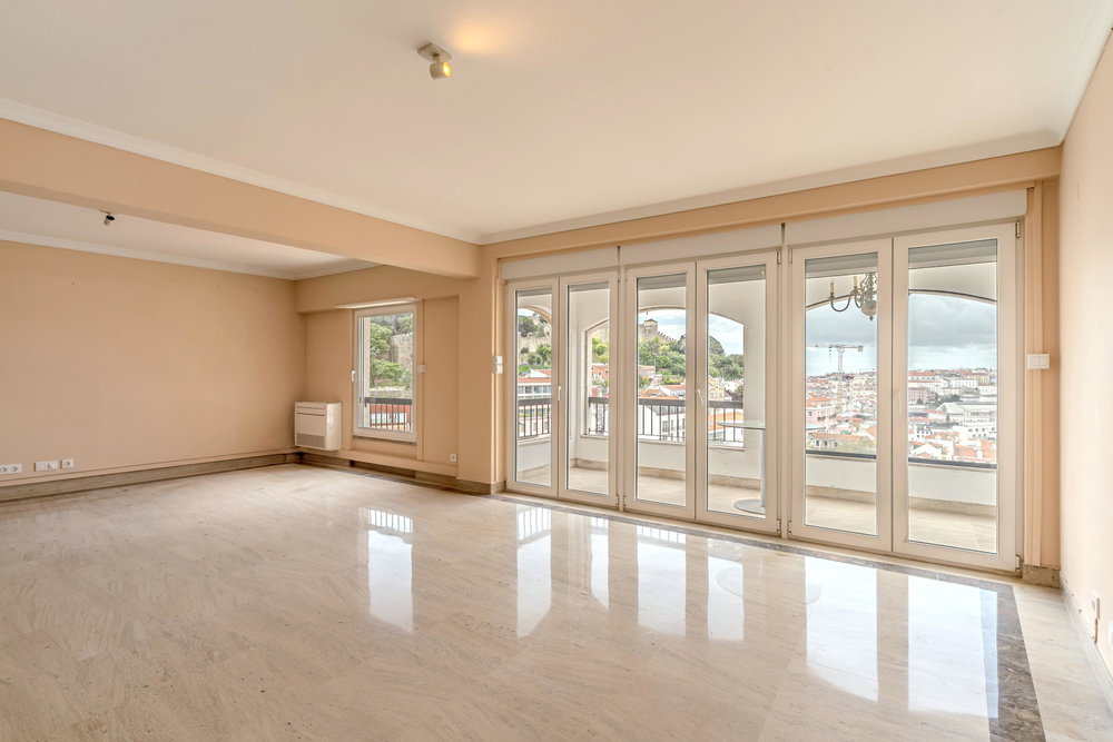 2-bedroom apartment with parking, in Graça, Lisbon 3216575450