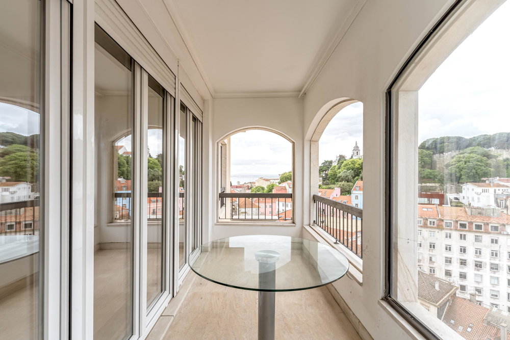 2-bedroom apartment with parking, in Graça, Lisbon 3216575450