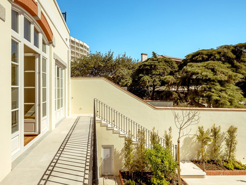 3+1-bedroom villa with swimming pool, in Monte Estoril, Cascais 311198093