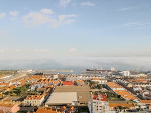 Warehouse / villa, in Marvila, Lisbon 4256064335