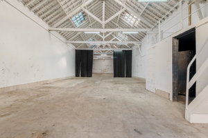 Warehouse / villa, in Marvila, Lisbon 4256064335