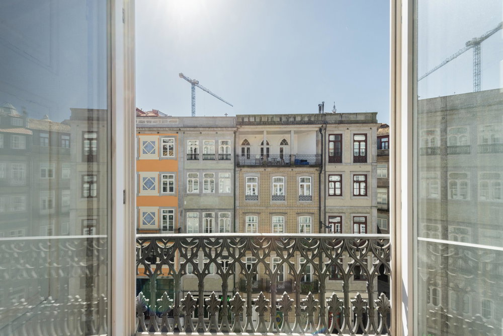 1-bedroom apartment with mezzanine, in Porto downtown 2421007892