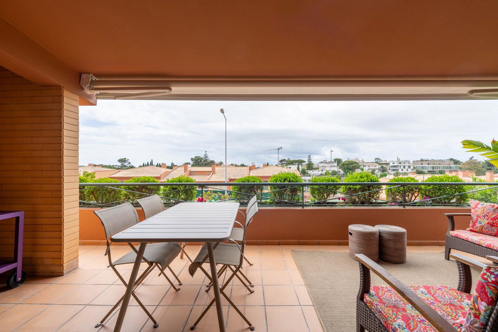 Apartmento T3 duplex condomínio Monte Estoril Cascais 2868605710