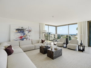 4-bedroom apartment with sea view, in Carvoeiro, Algarve 2398004575
