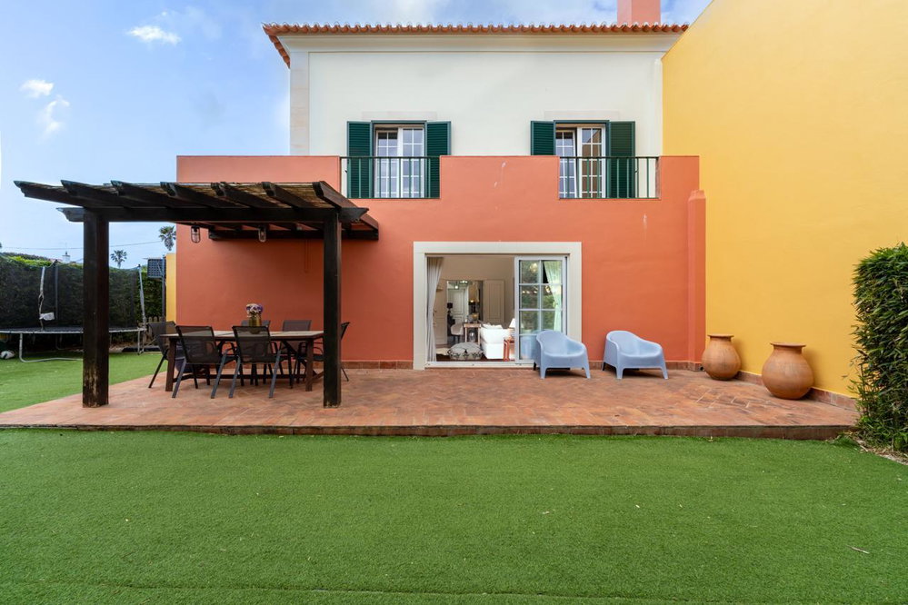 Moradia T4+1 com jardim na Areia em Cascais 3821794994
