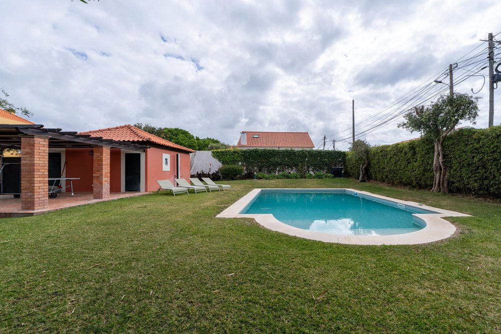 Moradia T4+1 com jardim na Areia em Cascais 3821794994
