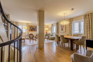 5+1-bedroom triplex apartment in Lapa, Lisbon 1749622886