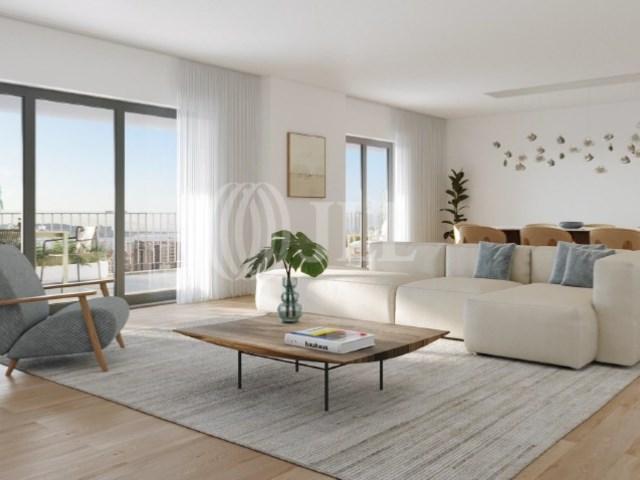 3-bedroom apartment with garage in Miraflores, Algés, Lisbon 348218629