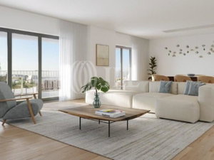 3-bedroom apartment with garage in Miraflores, Algés, Lisbon 348218629