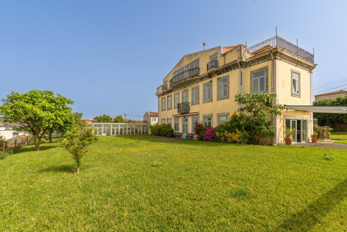 Six-bedroom manor house with approved project, in Gondomar 2484594537