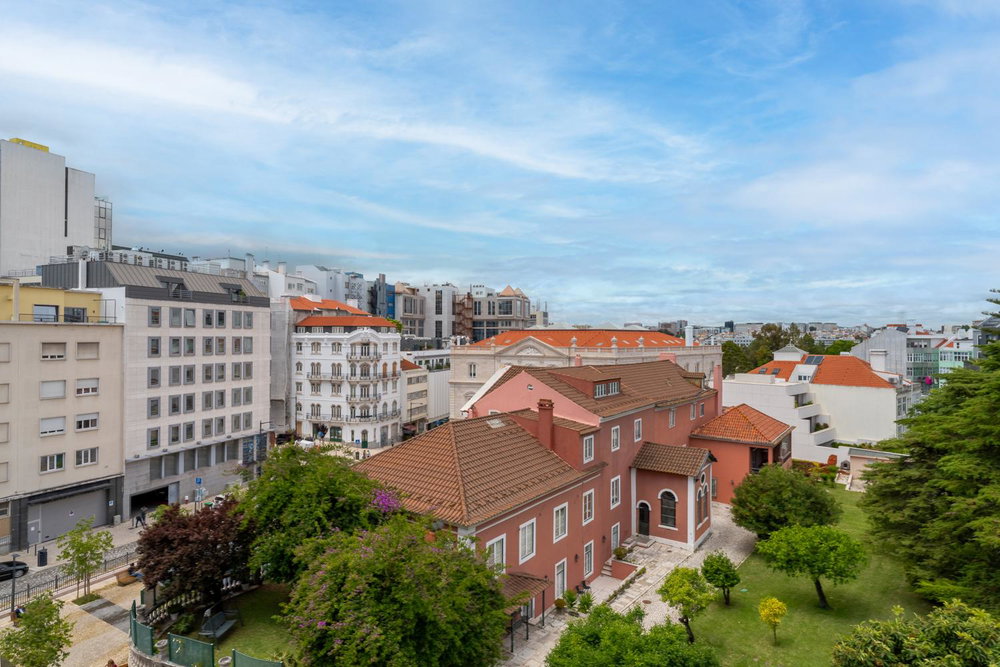 4-bedroom triplex apartment in Avenidas Novas, Lisbon 2265959041