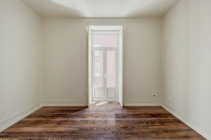 3+1- bedroom apartment with balcony in Campo de Ourique, Lisbon 3300845465