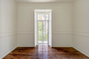 2+1-bedroom apartment with balcony in Campo de Ourique, Lisbon 665683583