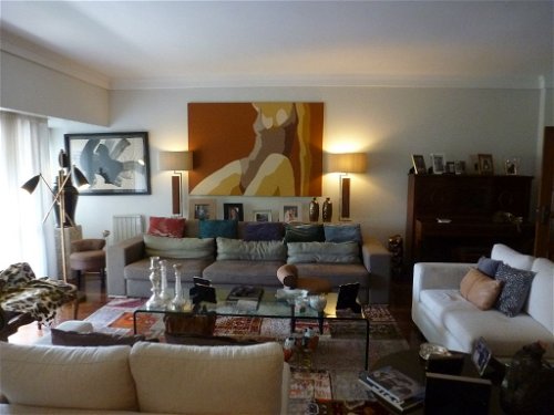 6+1-bedroom apartment, two parking spaces, Areeiro 4143989324