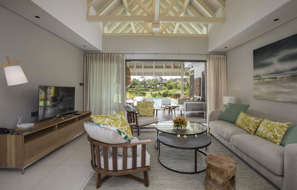 Superb semi-detached villa for sale in a golf estate in Beau Champ on the east coast of Mauritius 2260102741