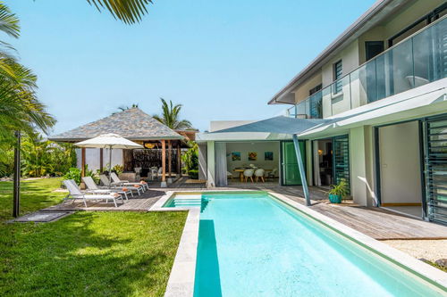 Superb villa within walking distance of amenities and the beach for sale in Black River, Mauritius 1512512834