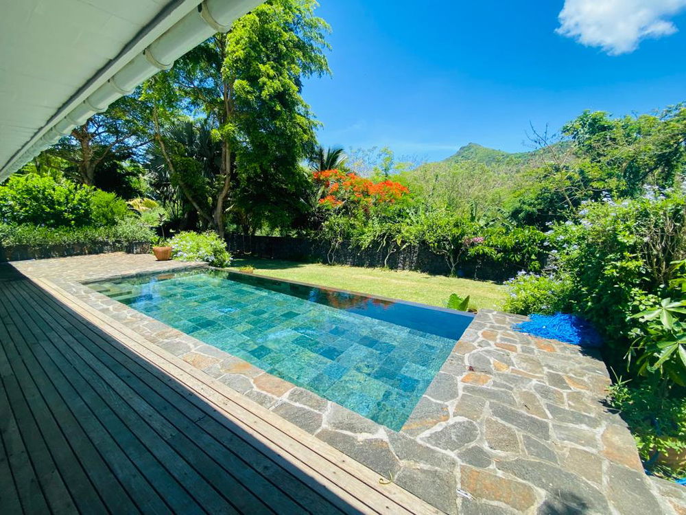 Charming single-storey villa for sale in Rivière Noire, Mauritius 777433758