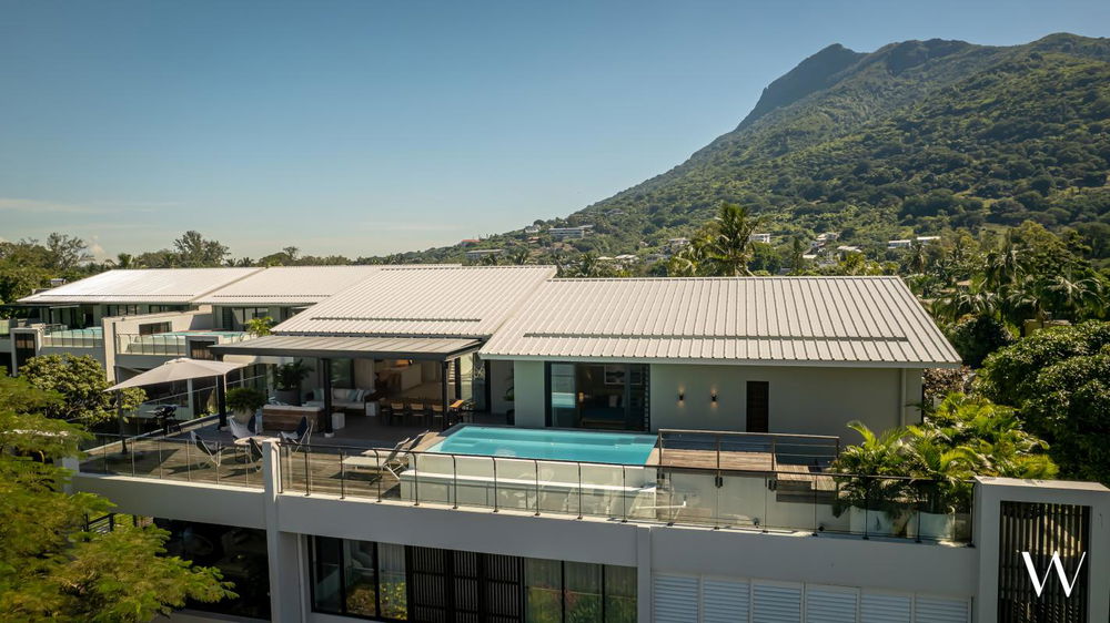 Superb riverfront penthouse for sale in Rivière Noire, Mauritius 249570754