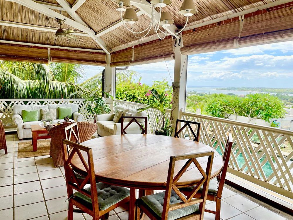 Charming villa with panoramic views of the ocean and mountains for sale in Tamarin, Mauritius 3342145451