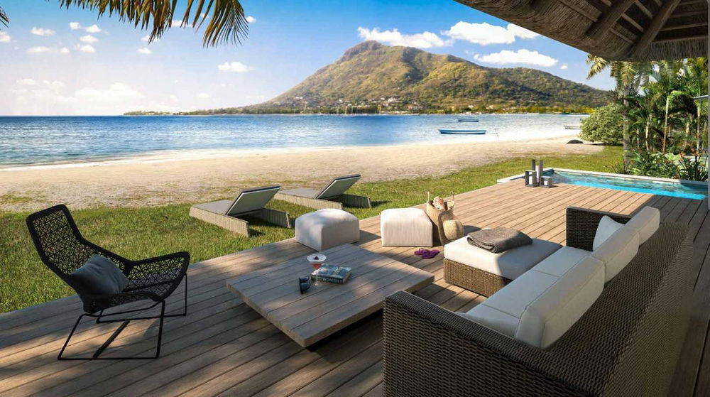 For Sale in Rivière Noire, Mauritius: Luxury Beachfront Villa 1984831068