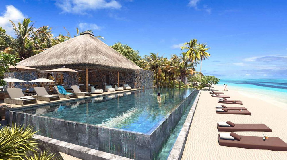 For Sale in Rivière Noire, Mauritius: Luxury Beachfront Villa 1984831068