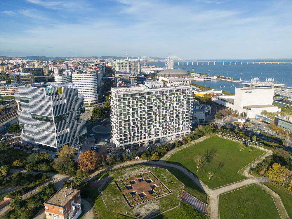 Apartment overlooking the river inserted in a private condominium in parque das Nações 2876888911