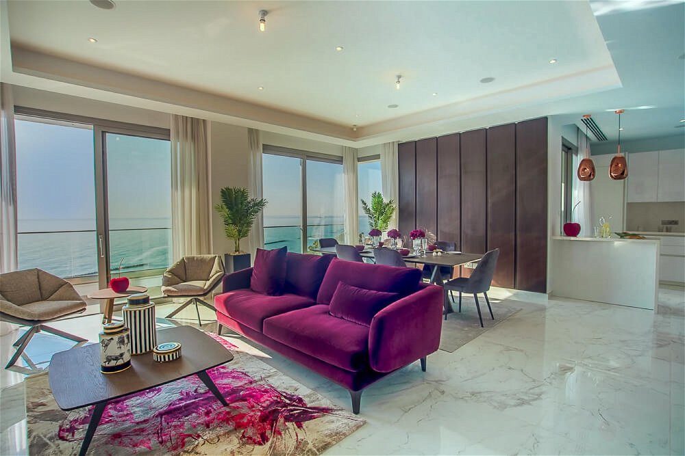 Sea front luxury Apartment 2837791282