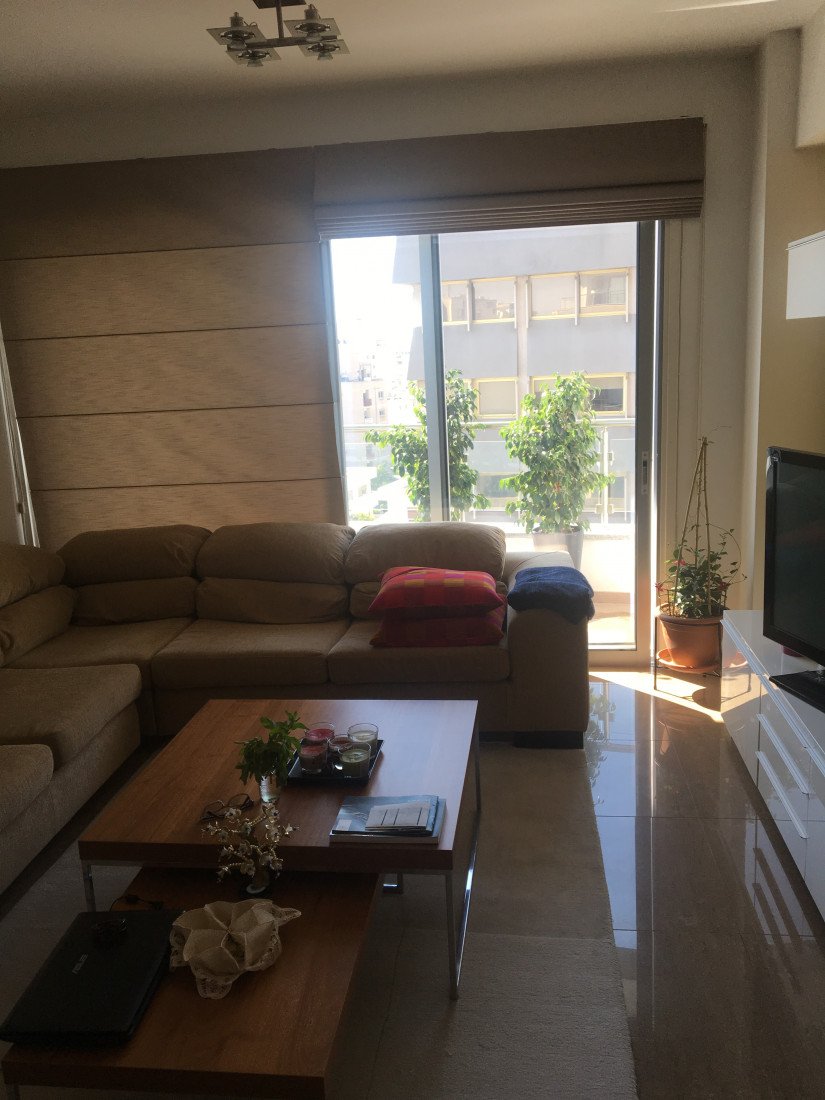 Modern two bedroom flat for sale 1841116938