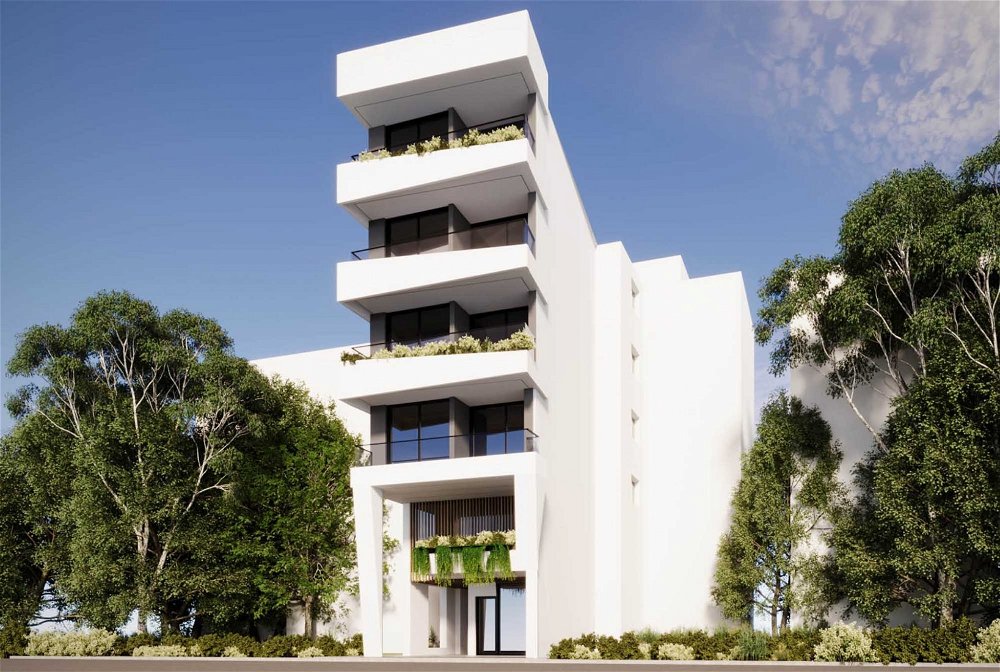 Investment in Central Larnaca 270848957