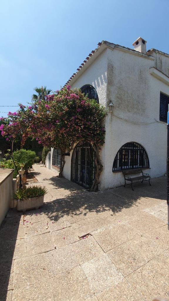charming house for sale in alfaz del pi with pool and garden – your dream home awaits! 1529725605
