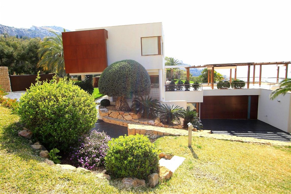 stunning villa on a double plot with sea views in altea hills 2444455821