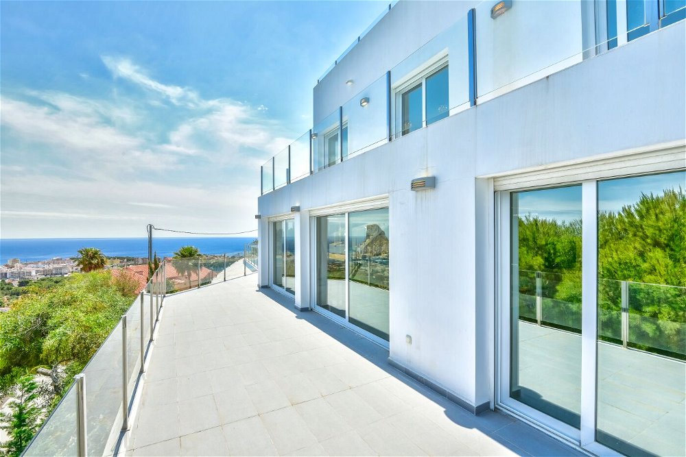 modern villa with a guest apartment for sale in calpe 4123382123