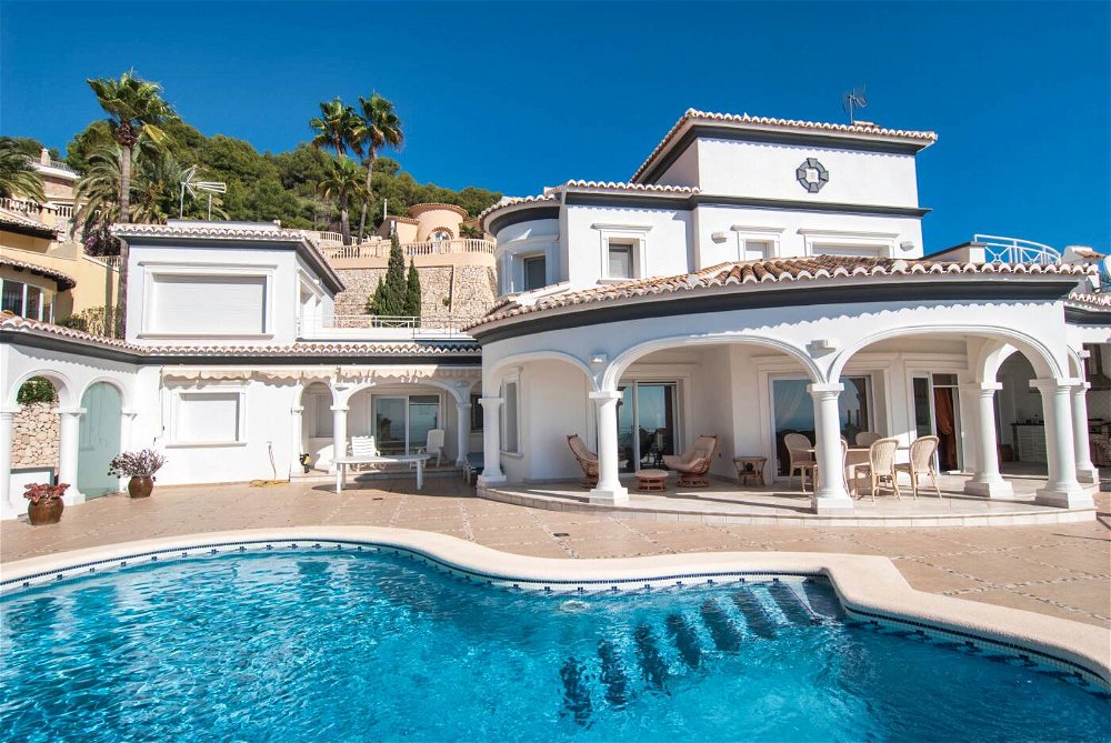 fantastic villa with sea views in moraira 916116651
