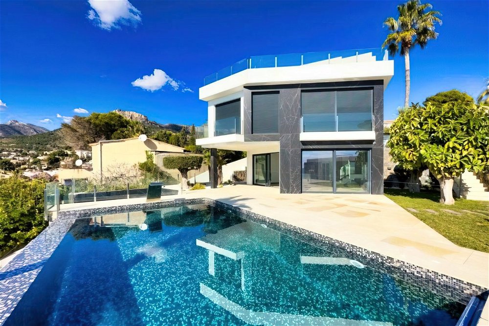 spectacular villa on the first sea line in calpe 1799208400