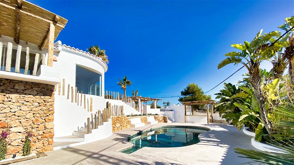 ibicencan style villa with sea views for sale in moraira 1807760086