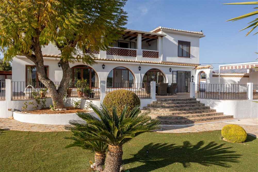 mediterranean style villa near the town of alfaz del pi 1206560660