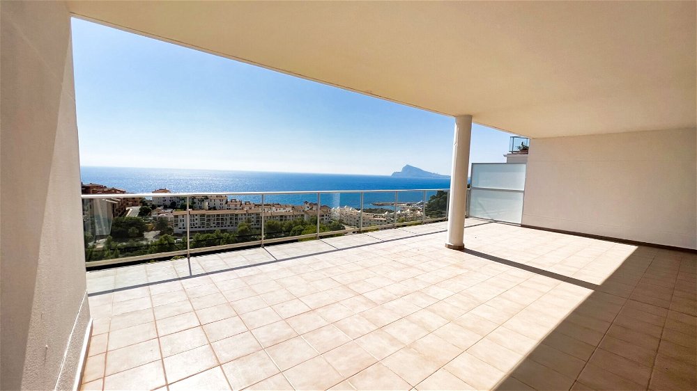 flat with stunning sea views in the area of mascarat 3482142135