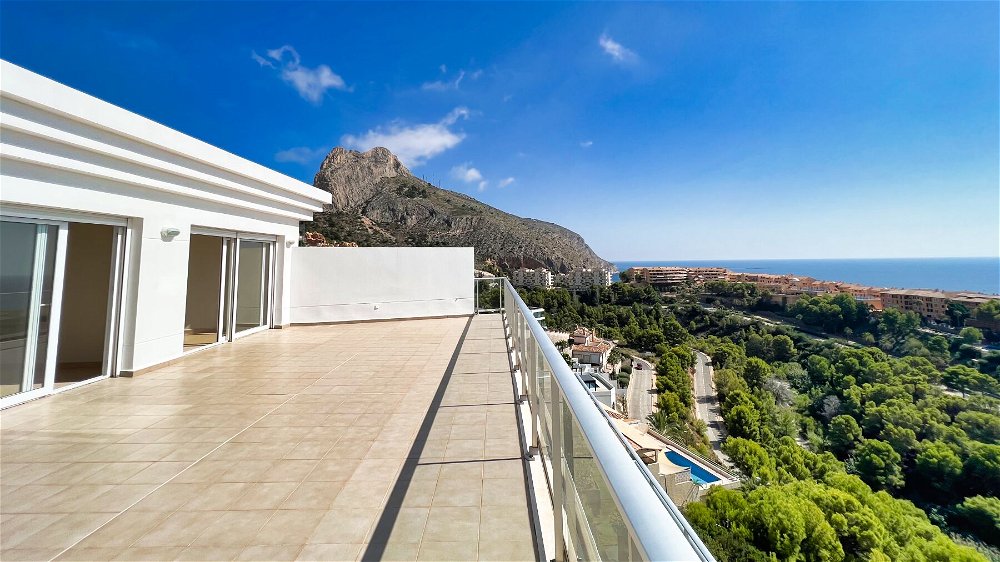 penthouse with stunning sea views in mascarat 933906619